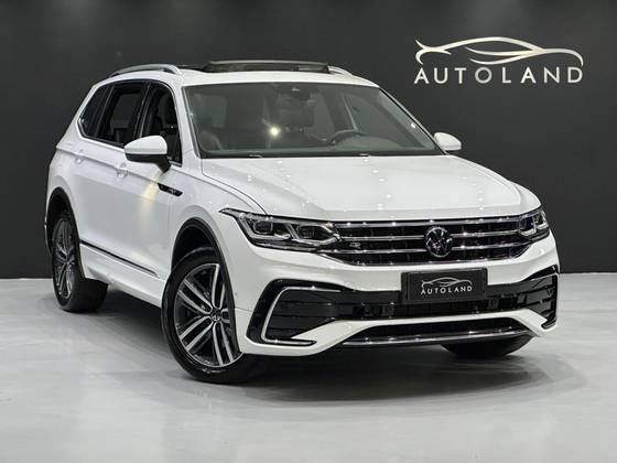 VOLKSWAGEN TIGUAN 2.0 300 TSI GASOLINA ALLSPACE R-LINE AUTOMÁTICO VOLKSWAGEN TIGUAN 2.0 300 TSI GASOLINA ALLSPACE R-LINE AUTOMÁTICO